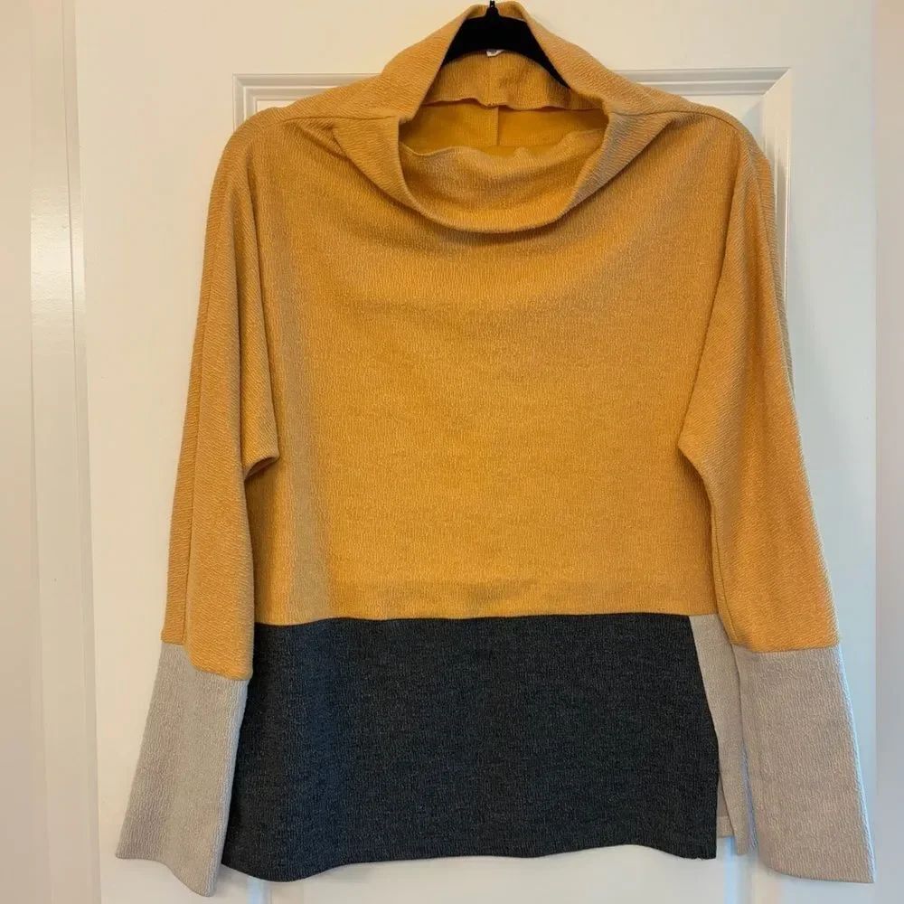 ANTHROPOLOGIE THML Colorblock Mockneck Long Sleeve Sweater Yellow Gray Size XS